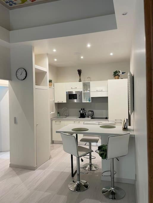 Luxury Apartment In The Heart Of Old Town Nice. 외부 사진