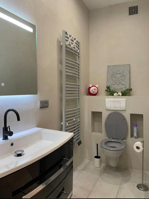 Luxury Apartment In The Heart Of Old Town Nice. 외부 사진